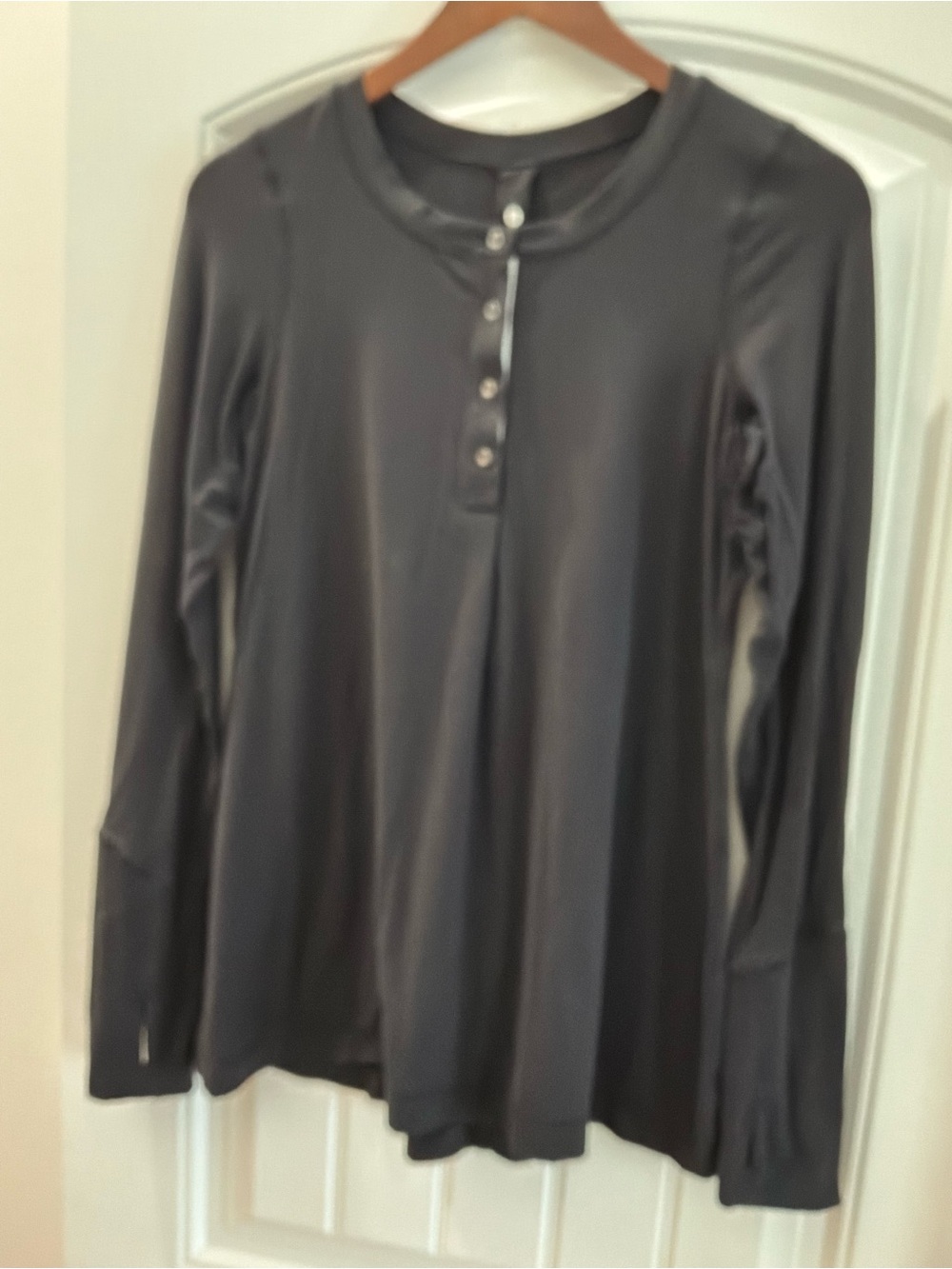 Lululemon Athletica Long Sleeve Henley Top - Black, Size 4